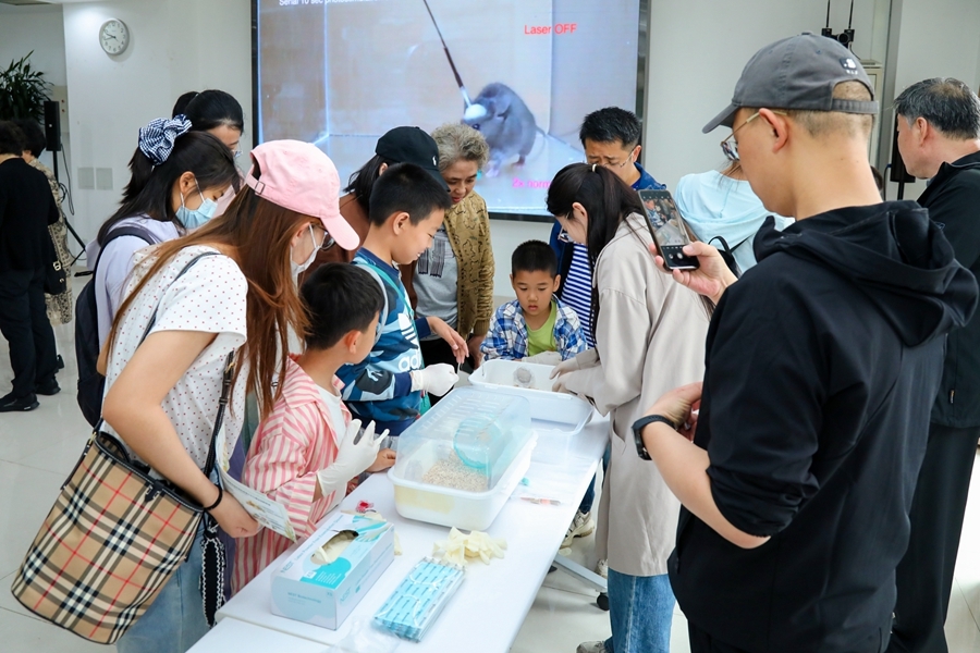 遗传发育所举办第二十二届公众科学日